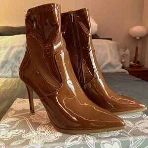 STEVE MADDEN Elwyn Bootie COGNAC BROWN Size 8